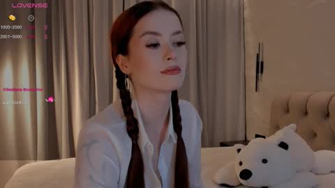 Emeli online show from 11/16/25, 06:08