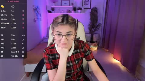  Emily  follow me  online show from 01/19/25, 05:49