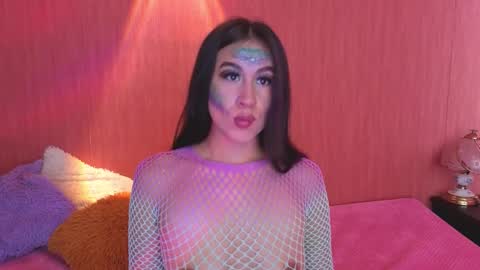 Emilia Gomez online show from 10/27/25, 01:37