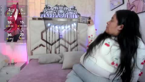 Emily online show from 10/28/25, 07:05