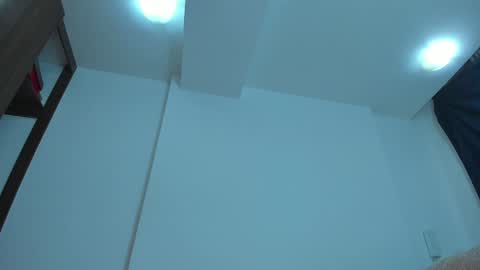 Snapshot of emiily15_ chatting on 02/03/25, 11:15 Emi online show from 02/03/25, 11:15