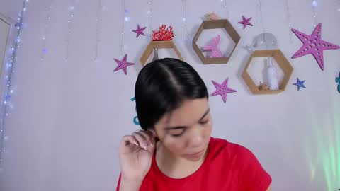 Snapshot of emiily_parkerr chatting on 02/22/25, 02:50 Emily online show from 02/22/25, 02:50