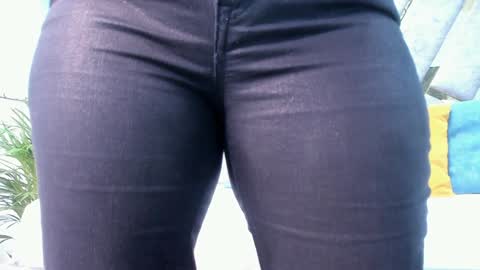 Emily online show from 01/26/25, 11:39