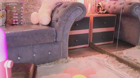 Snapshot of emiiscoot_1 chatting on 01/07/25, 03:54 Emily online show from 01/07/25, 03:54