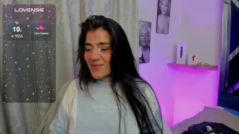 Snapshot of emilayton_ chatting on 01/20/25, 03:48 emilayton_ online show from 01/20/25, 03:48