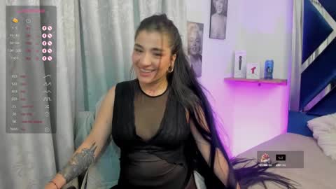 Snapshot of emilayton_ chatting on 03/08/25, 04:45 emilayton_ online show from 03/08/25, 04:45