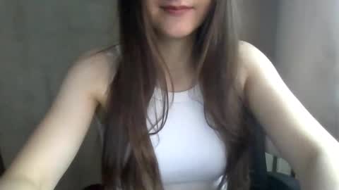Snapshot of emili0899 chatting on 10/12/25, 02:27 emili0899 online show from 10/12/25, 02:27