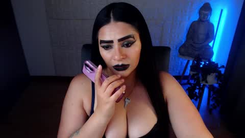 Snapshot of emili_evans_ chatting on 12/17/24, 04:34 POWERFULL GODDESS EMILI online show from 12/17/24, 04:34