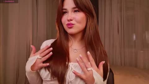 emilia_dream online show from 11/06/25, 04:30