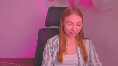 Emilia online show from 02/13/25, 03:35