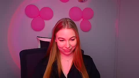 Emilia online show from 02/24/25, 12:16