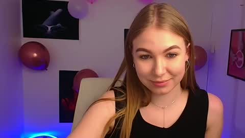 Emilia online show from 02/25/25, 03:16