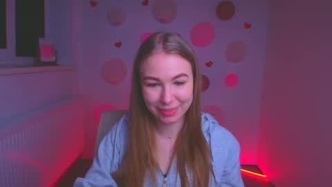 Emilia online show from 03/04/25, 06:04