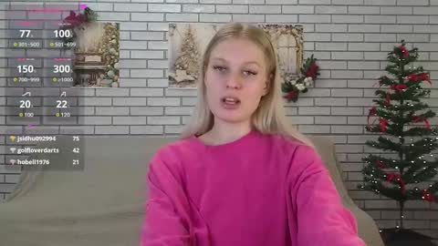 Snapshot of emiliaduchess chatting on 12/28/24, 11:41 Amili online show from 12/28/24, 11:41