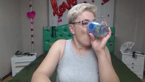 EmiliaGree online show from 10/13/25, 05:13