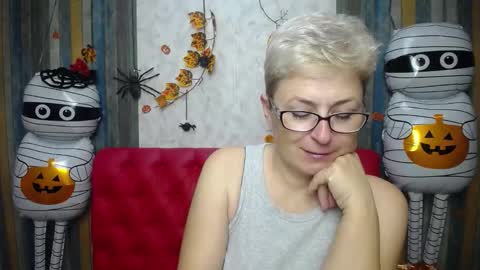 EmiliaGree online show from 11/05/25, 06:52