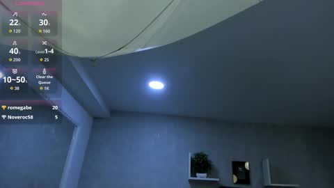 EmiliaRose online show from 10/07/25, 09:01