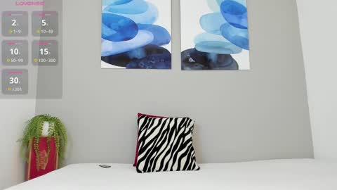 Snapshot of emilio_wolf chatting on 02/22/25, 09:23 EMILIO online show from 02/22/25, 09:23