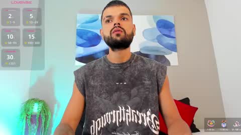 Snapshot of emilio_wolf chatting on 02/22/25, 09:26 EMILIO online show from 02/22/25, 09:26