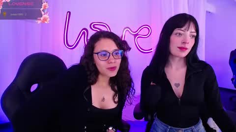 Emili Russo online show from 10/21/25, 10:21