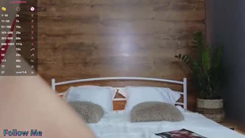 Snapshot of emilly___ chatting on 09/13/25, 07:08 Emilly online show from 09/13/25, 07:08