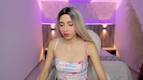 Emily online show from 01/07/25, 03:24