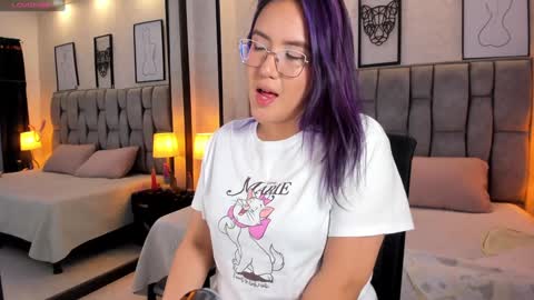 Emily online show from 01/31/25, 07:07