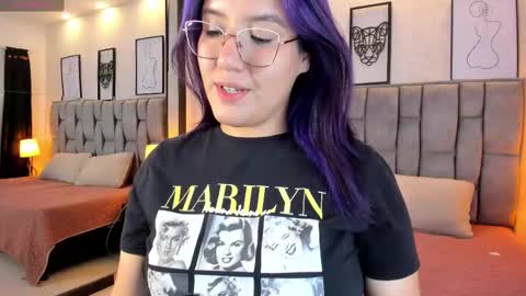 Emily online show from 02/09/25, 08:11