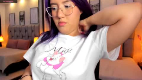 Emily online show from 02/11/25, 06:08