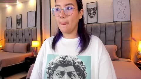 Emily online show from 03/05/25, 03:08