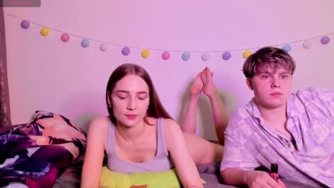 emily_and_ilumi online show from 12/08/24, 10:08