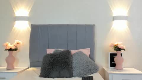 Emily online show from 10/22/25, 04:18