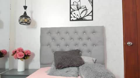 Emily online show from 11/22/25, 01:54