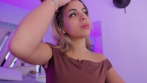 Emily online show from 11/01/25, 11:12