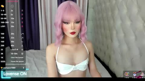 emily online show from 11/16/25, 09:48