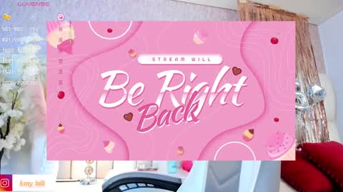 Snapshot of emily_hill___ chatting on 03/01/25, 04:04 EMILY Monday 5-2 am From Tuesday to Friday5-1 am Colombia time online show from 03/01/25, 04:04