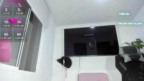 emily_palmeer online show from 11/15/25, 10:34