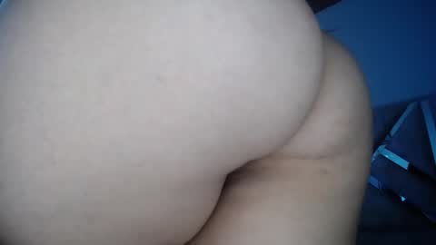 Emily  online show from 10/02/25, 07:10