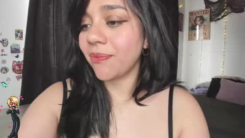 Snapshot of emily_vader chatting on 10/15/25, 05:35 emily_vader online show from 10/15/25, 05:35