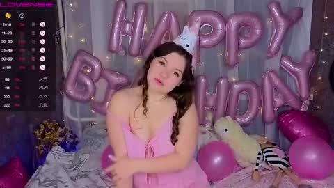 artist Emily online show from 10/05/25, 06:28