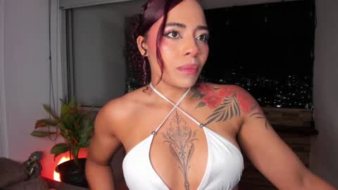 Snapshot of emilyfitness8 chatting on 02/07/25, 04:16 emily online show from 02/07/25, 04:16