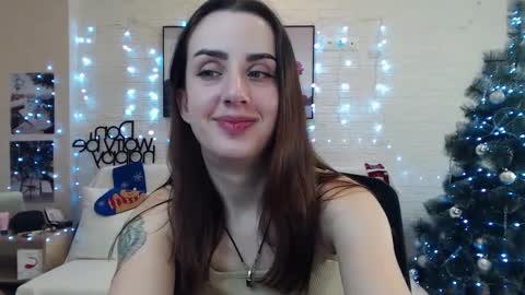 Snapshot of emilylayer chatting on 12/20/24, 01:03 Emyli online show from 12/20/24, 01:03