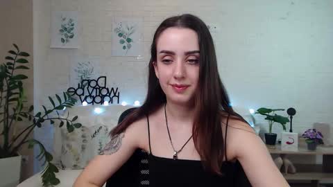 Snapshot of emilylayer chatting on 01/12/25, 02:56 Emyli online show from 01/12/25, 02:56