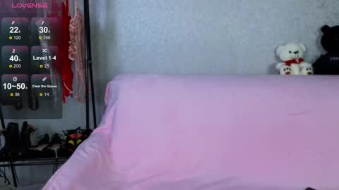 Snapshot of emilyrobbie chatting on 02/23/25, 04:46 Emily Robbie online show from 02/23/25, 04:46