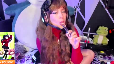 Snapshot of emilythemachine chatting on 02/19/25, 05:27 emilythemachine online show from 02/19/25, 05:27