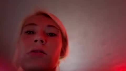 emilywarren296 online show from 09/24/25, 03:04