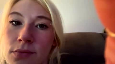 emilywarren296 online show from 10/18/25, 02:07