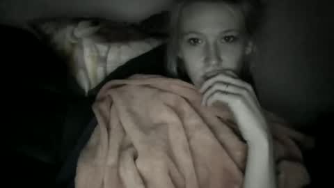 emilywarren296 online show from 10/24/25, 11:28