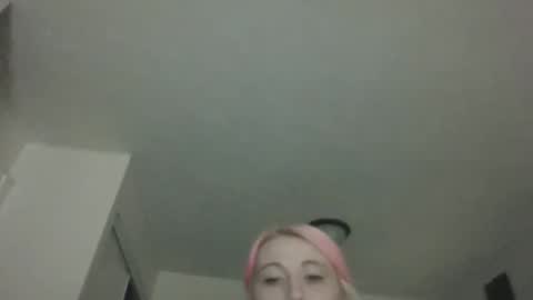 emilywarren296 online show from 11/14/25, 06:17