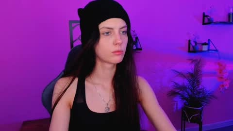 Snapshot of emilywiled chatting on 01/27/25, 11:32 Emily online show from 01/27/25, 11:32